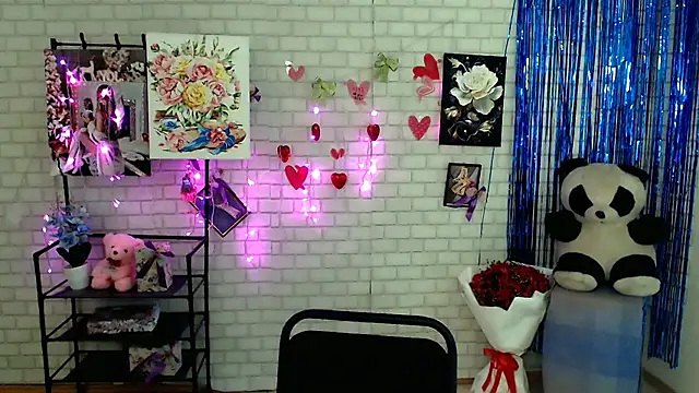 Darina M  online show from 03/11/25, 08:30