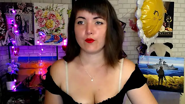 Darina M  online show from 09/09/25, 04:34