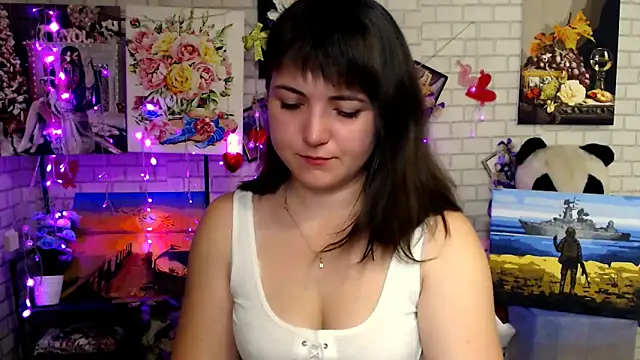 Darina M  online show from 11/26/25, 05:30