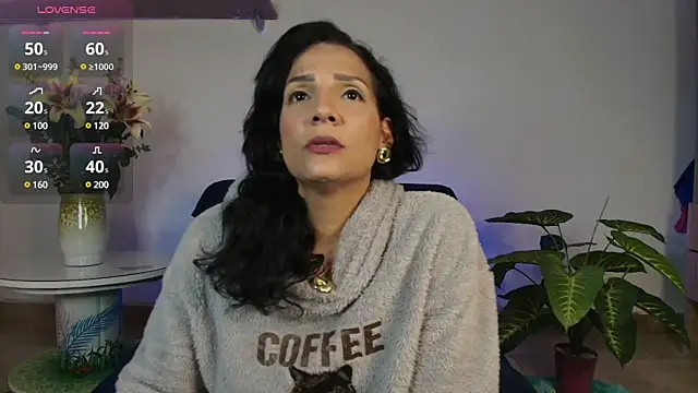 Elliee  online show from 01/21/25, 12:36