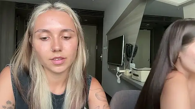 domDani subMay online show from 03/08/26, 08:29