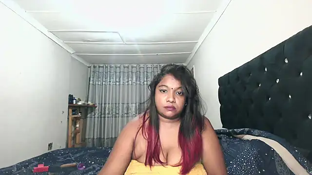 Indianmayaxoxo online show from 01/08/25, 10:37