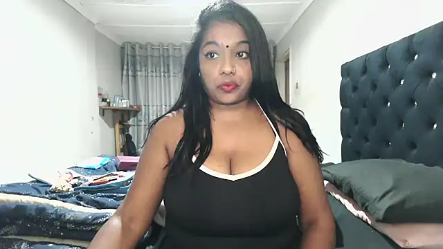 Indianmayaxoxo online show from 05/09/26, 03:28