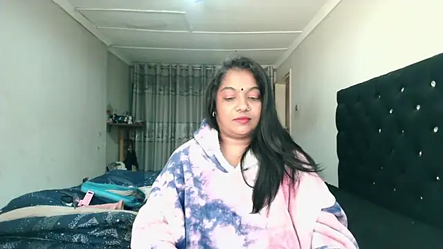 Indianmayaxoxo online show from 06/01/26, 06:59