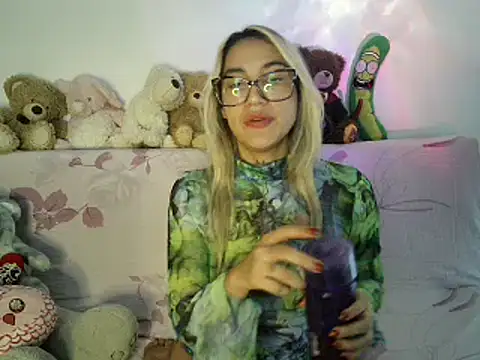 mandy berrys online show from 09/24/25, 12:03