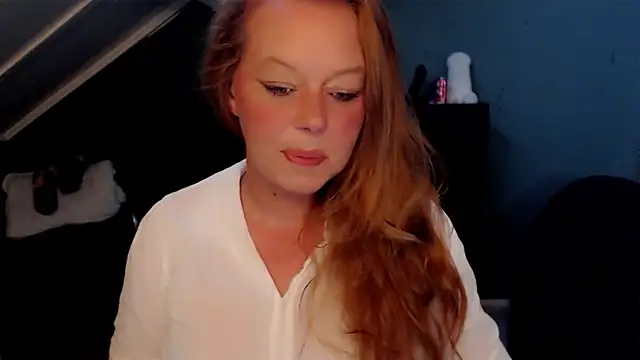 roxanna24 online show from 06/01/26, 07:48