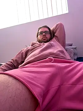 Snapshot of Comfortable_Bite chatting on 10/29/25, 04:53 Comfortable Bite online show from 10/29/25, 04:53