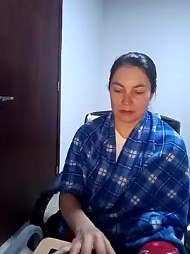 renata hot1 online show from 03/05/25, 03:40