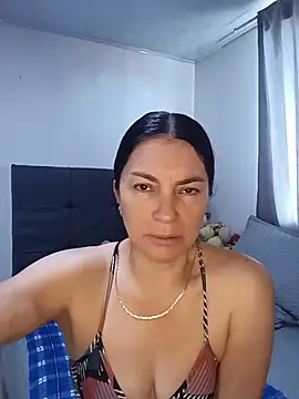 renata hot1 online show from 06/19/26, 06:45