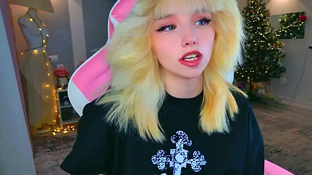 b4by LoL1 online show from 01/17/26, 12:21