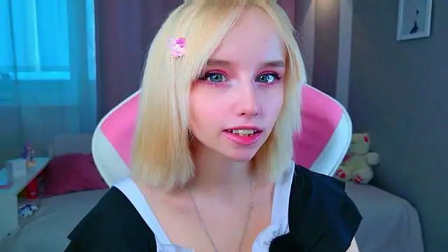 b4by LoL1 online show from 03/15/26, 01:06