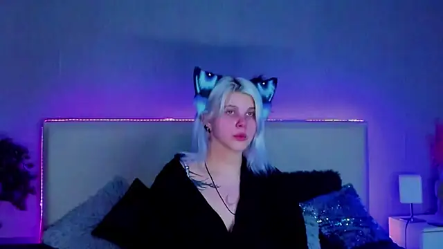 JoannLowe online show from 02/26/25, 07:49