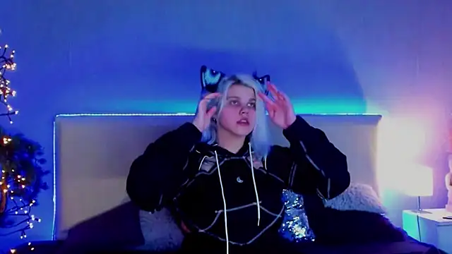 JoannLowe online show from 03/05/25, 07:17