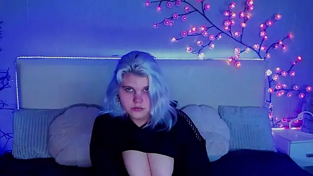 JoannLowe online show from 11/09/25, 08:07