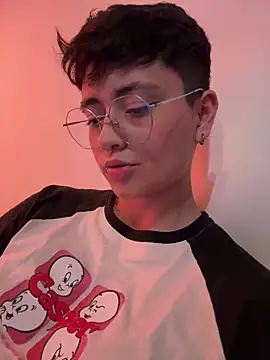 Ashley Chriss online show from 01/26/25, 10:23