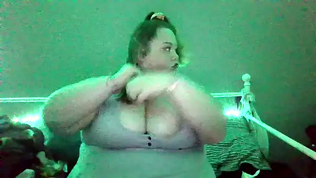 Snapshot of _GodessIsabella_97 chatting on 09/23/25, 07:00 GodessIsabella 97 online show from 09/23/25, 07:00