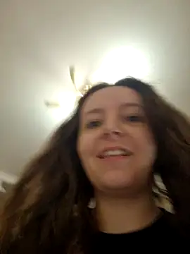 Snapshot of LineaDemie chatting on 09/09/25, 05:34 LineaDemie online show from 09/09/25, 05:34