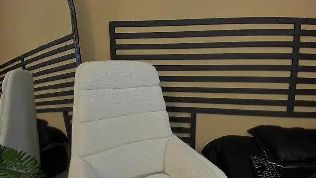 Catyloves online show from 03/07/26, 10:40