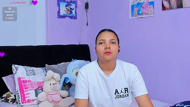 sara mendez2 online show from 09/14/25, 11:26