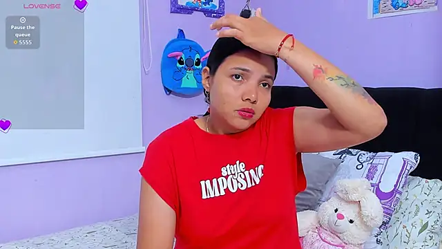 sara mendez2 online show from 10/11/25, 11:03