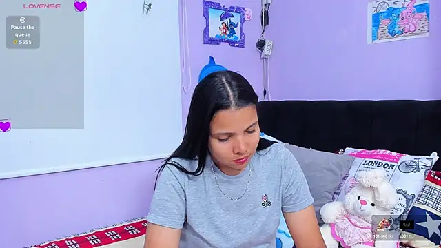 sara mendez2 online show from 10/14/25, 12:11