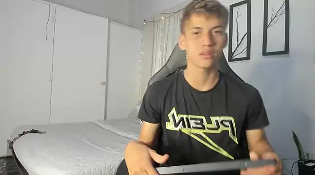 miguel hz online show from 02/11/25, 09:35