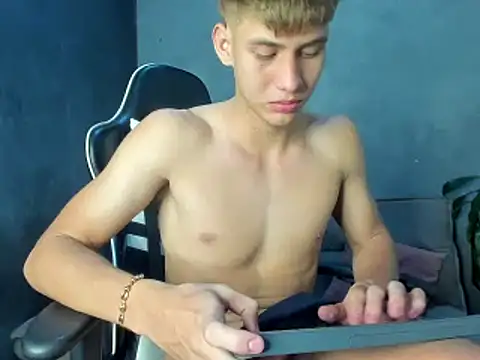 miguel hz online show from 03/02/25, 12:42