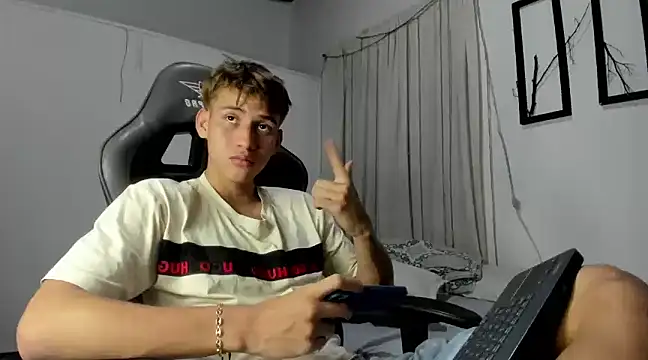 miguel hz online show from 03/08/25, 10:24