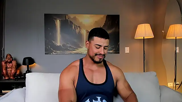 Snapshot of ApoloMakris chatting on 02/06/26, 07:39 ApoloMakris online show from 02/06/26, 07:39