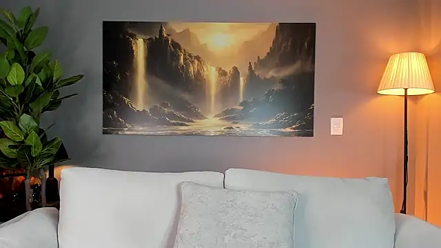 Snapshot of ApoloMakris chatting on 04/08/26, 08:20 ApoloMakris online show from 04/08/26, 08:20