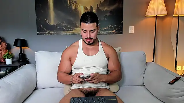 Snapshot of ApoloMakris chatting on 07/01/26, 07:24 ApoloMakris online show from 07/01/26, 07:24