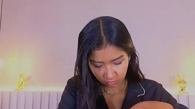 Aida moreno online show from 09/18/25, 11:45