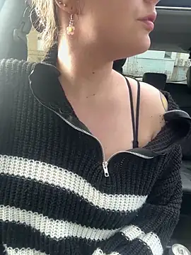 Snapshot of Ragdoll131 chatting on 03/13/26, 02:34 Ragdoll131 online show from 03/13/26, 02:34