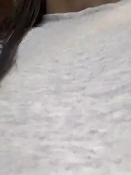 Snapshot of ailyn_miranda chatting on 03/14/25, 08:17 ailyn miranda online show from 03/14/25, 08:17