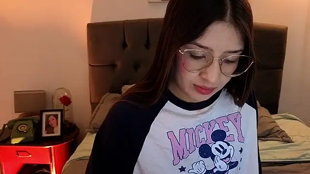 Emma Lombardi online show from 10/18/25, 11:55