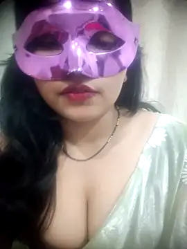 Snapshot of Shivi_shahh chatting on 12/06/24, 06:50 Shivi shahh online show from 12/06/24, 06:50