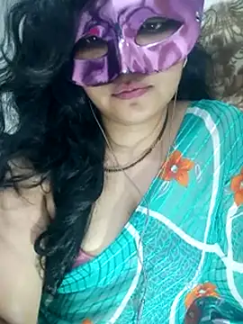 Snapshot of Shivi_shahh chatting on 04/04/26, 05:43 Shivi shahh online show from 04/04/26, 05:43