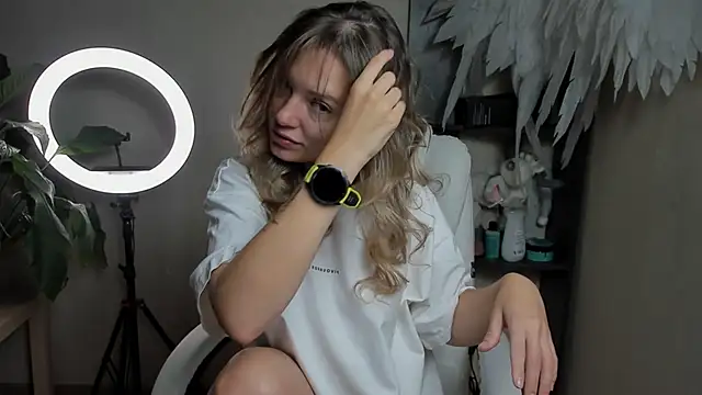 foxy blond online show from 09/15/25, 12:10