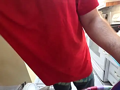 jorwee online show from 10/31/25, 10:11