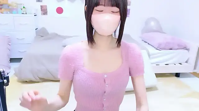 Im Yu-na online show from 07/13/26, 12:08
