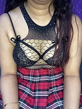 chelsiee1 online show from 12/15/25, 06:12