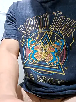 Snapshot of strokvic chatting on 02/11/25, 05:05 strokvic online show from 02/11/25, 05:05