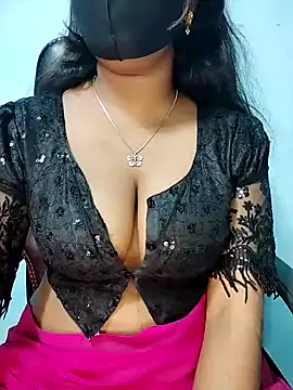 Snapshot of Sadika- chatting on 12/23/24, 08:25 Sadika- online show from 12/23/24, 08:25