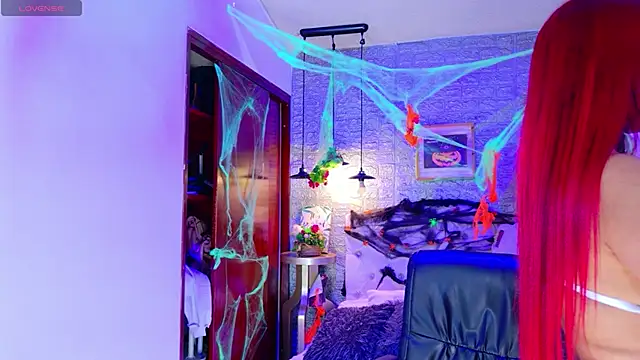 meghan nill online show from 10/31/25, 02:45