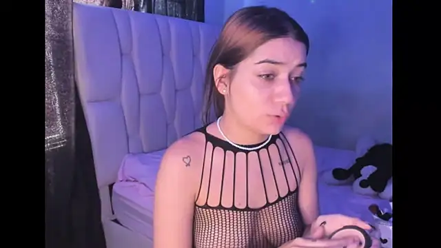 KittyKlum online show from 01/24/25, 04:06