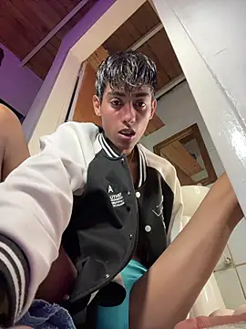 Mauuu18 online show from 11/23/25, 03:28