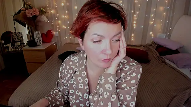 Katherine Fox online show from 02/04/25, 06:49