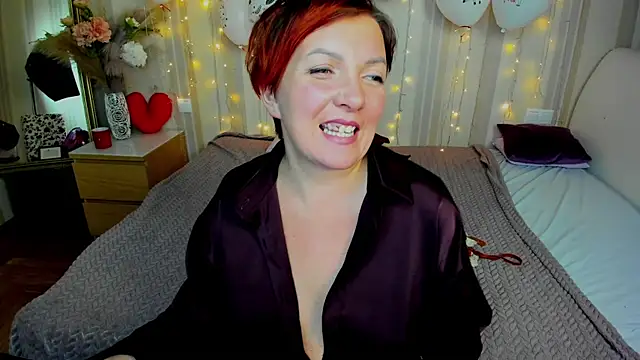 Katherine Fox online show from 02/15/25, 10:42