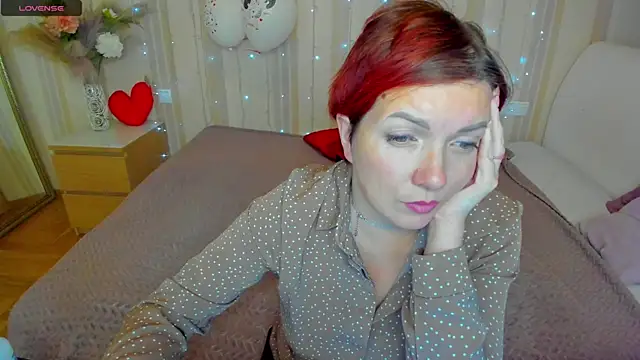 Katherine Fox online show from 02/24/25, 04:36