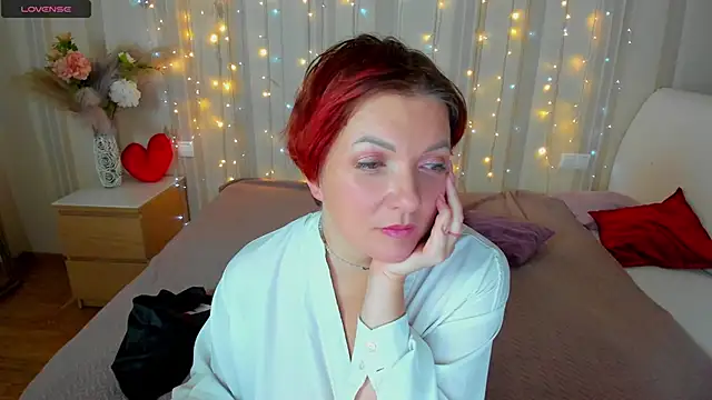 Katherine Fox online show from 02/28/25, 04:42